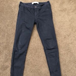 Hollister black skinny jeans